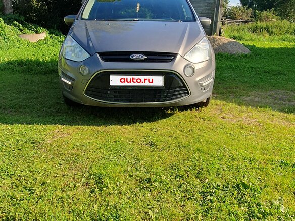 2013 Ford S-MAX I Рестайлинг, серый, 950000 рублей
