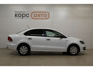 2016 Volkswagen Polo V Рестайлинг, белый, 871200 рублей, вид 4