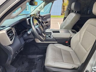 2022 Toyota Sequoia III, серый, 9000000 рублей, вид 3