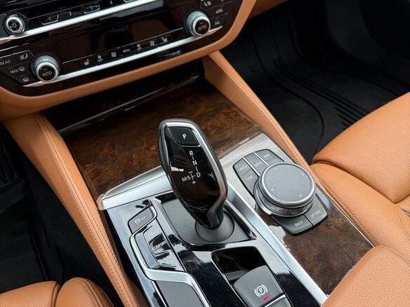 2020 BMW 5 серии 540i xDrive VII (G30/G31/G38), чёрный - вид 12