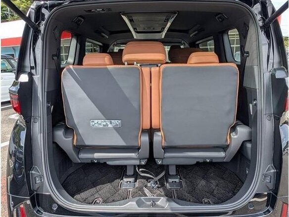 2024 Toyota Vellfire III, чёрный, 7000000 рублей - вид 14
