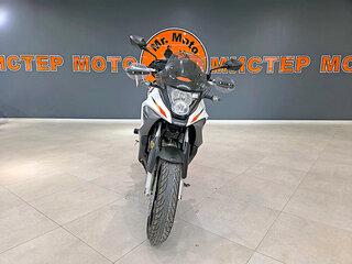 2011 Honda VFR 800X (Crossrunner), белый, 635000 рублей, вид 3