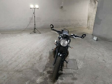 2021 Triumph Street Twin, чёрный, 747000 рублей, вид 3
