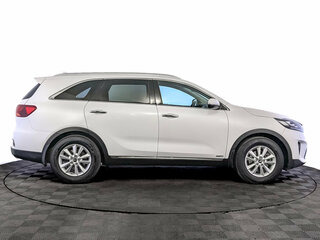 2020 Kia Sorento III Prime Рестайлинг, белый, 2995000 рублей, вид 4