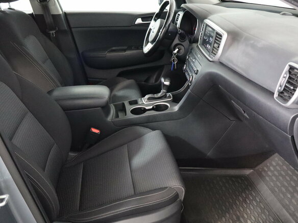 2020 Kia Sportage IV Рестайлинг, серебристый - вид 11