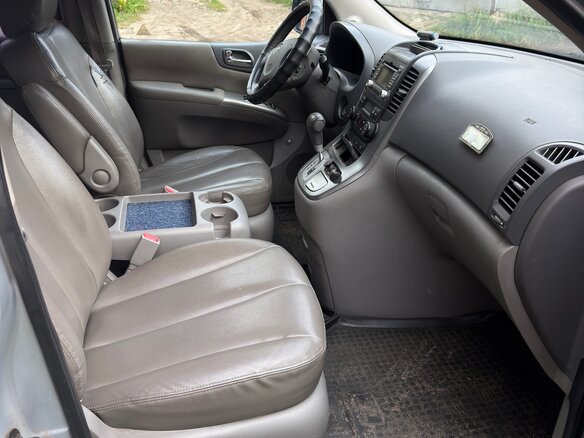 2009 Kia Carnival Grand II, серый, 900000 рублей - вид 13