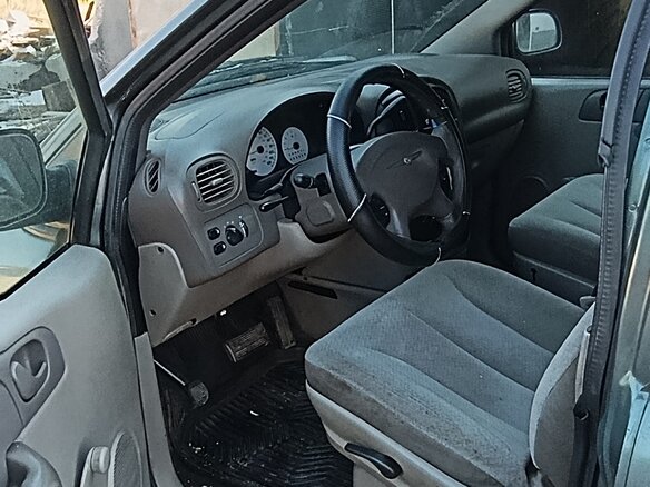 2003 Chrysler Voyager IV, серый, 300000 рублей - вид 14