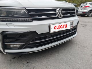 2018 Volkswagen Tiguan II, белый, 3500000 рублей, вид 4