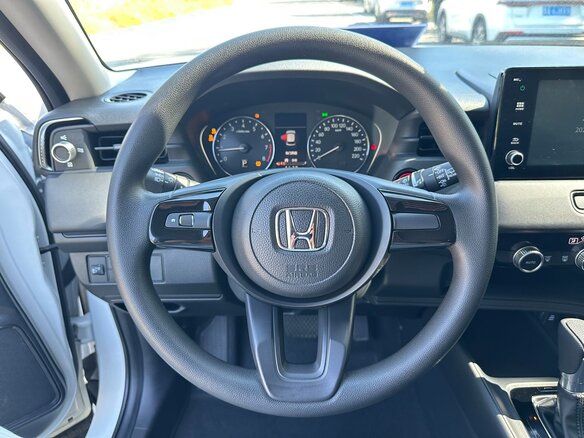 2023 Honda Vezel II, белый, 1830000 рублей - вид 11