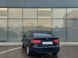 2009 Kia Cerato 5-speed II, чёрный, 475000 рублей, вид 5