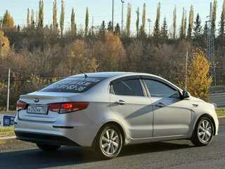 2015 Kia Rio III Рестайлинг, бежевый, 969000 рублей, вид 5
