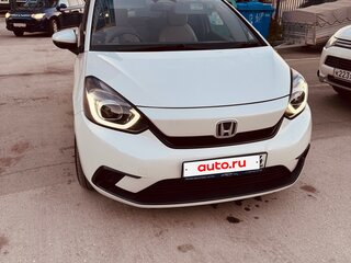 2020 Honda Fit IV, белый, 1400000 рублей, вид 2