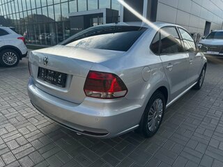 2015 Volkswagen Polo V Рестайлинг, серебристый, 1099900 рублей, вид 3