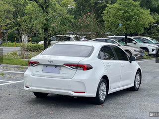 2023 Toyota Corolla XII (E210), белый, 1630000 рублей, вид 4