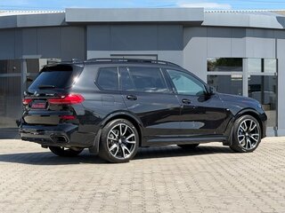2020 BMW X7 30d I (G07), чёрный, 7690000 рублей, вид 4