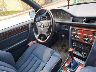 1992 Mercedes-Benz W124 200, серый, 425000 рублей, вид 5