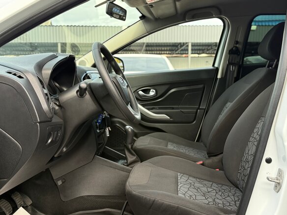 2019 Lada (ВАЗ) XRAY Cross I, белый, 945000 рублей - вид 13
