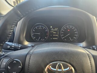 2018 Toyota RAV4 IV (XA40) Рестайлинг, чёрный, 2490000 рублей, вид 5