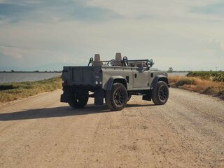 1989 Land Rover Defender 90 I, серый, 18040000 рублей, вид 2