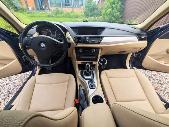 2014 BMW X1 20i I (E84) Рестайлинг, синий, 1700000 рублей - вид 9