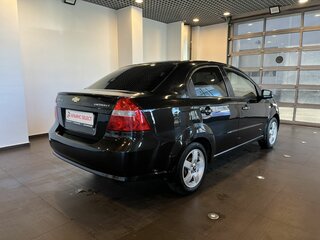 2010 Chevrolet Aveo I Рестайлинг, чёрный, 430000 рублей, вид 3