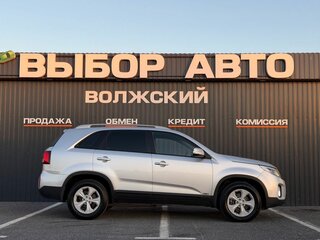 2014 Kia Sorento II Рестайлинг, серебристый, 2130000 рублей, вид 3