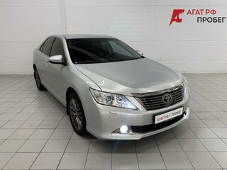 2013 Toyota Camry VII (XV50), серебристый, 1870000 рублей, вид 3