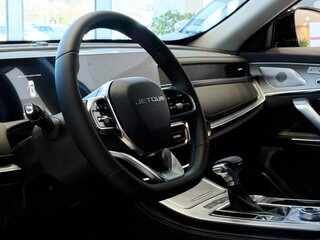 2026 Jetour X70+ I Рестайлинг, чёрный, 3071109 рублей, вид 5