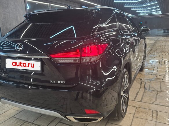 2022 Lexus RX 300 IV Рестайлинг, чёрный - вид 5