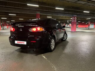 2012 Mitsubishi Lancer X Рестайлинг, чёрный, 900000 рублей, вид 3