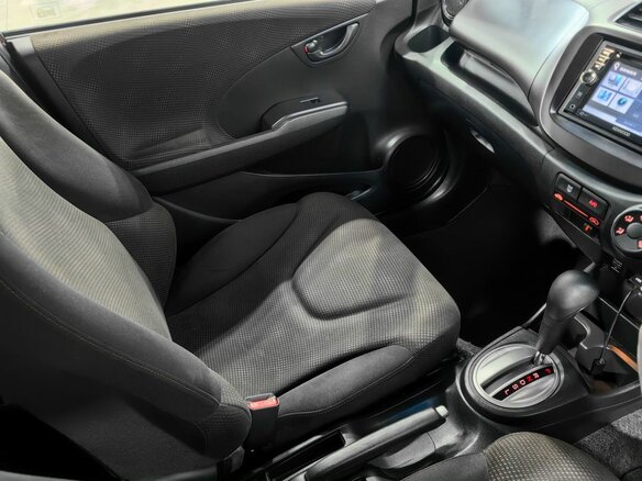 2012 Honda Fit II, красный, 885000 рублей - вид 11