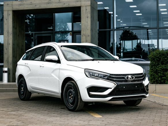 2026 Lada (ВАЗ) Vesta SW I Рестайлинг (NG), белый - вид 5