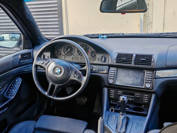 1996 BMW 5 серии 523i IV (E39), синий, 580000 рублей - вид 9