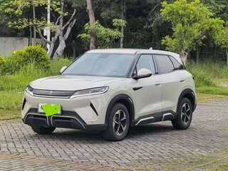 2024 BYD Yuan Up 45.12 kWh, бежевый, 1638401 рублей, вид 1