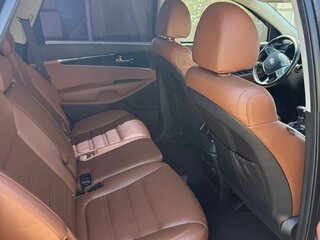 2017 Kia Sorento 6-speed III Prime Рестайлинг, коричневый, 2600000 рублей, вид 5