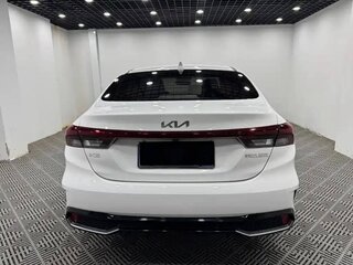 2023 Kia K3 II (China Market) Рестайлинг, белый, 1900000 рублей, вид 4