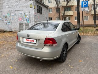 2014 Volkswagen Polo V, серебристый, 729000 рублей, вид 4