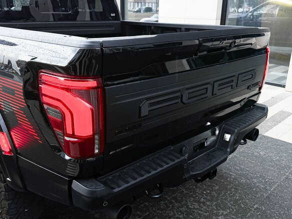 2026 Ford F-150 Raptor XIV Рестайлинг, чёрный - вид 10