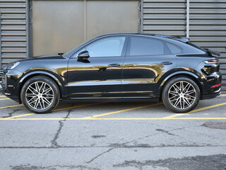 2026 Porsche Cayenne Coupé III Рестайлинг, чёрный, 17950000 рублей, вид 3