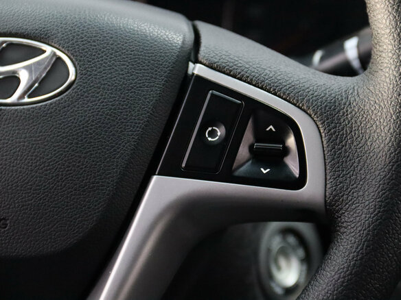 2013 Hyundai Solaris I, белый - вид 13