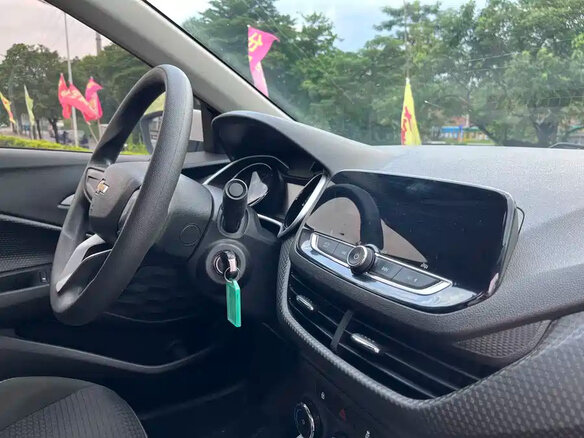 2022 Chevrolet Onix II, белый - вид 6
