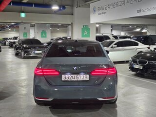 2025 BMW 5 серии 520i VIII (G60/G61/G68), серый, 5786000 рублей, вид 4