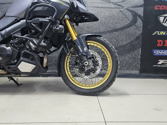 2016 Suzuki V-Strom 1000, чёрный, 849000 рублей - вид 1