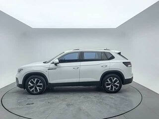 2022 Volkswagen Tayron I, белый, 1790000 рублей, вид 3