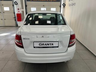 2026 Lada (ВАЗ) Granta I Рестайлинг, белый, 841500 рублей, вид 5