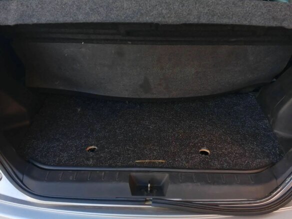 2012 Nissan Note I Рестайлинг, серебристый - вид 11