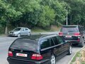 2001 Mercedes-Benz E-Класс 240 II (W210, S210) Рестайлинг, чёрный, 450000 рублей - вид 5