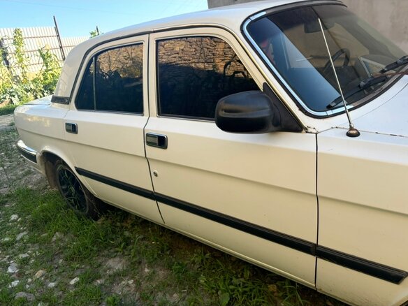2000 ГАЗ 3110 «Волга», белый, 135000 рублей - вид 1