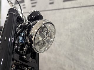 2024 BMW R 18, чёрный, 1850000 рублей, вид 3
