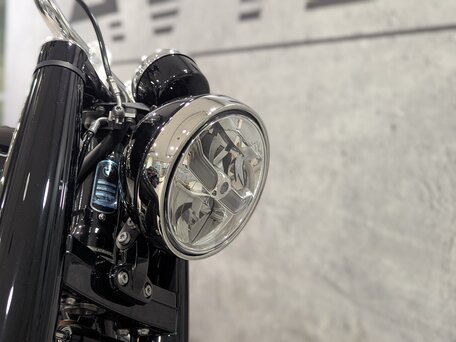 2024 BMW R 18, чёрный, 1850000 рублей, вид 3